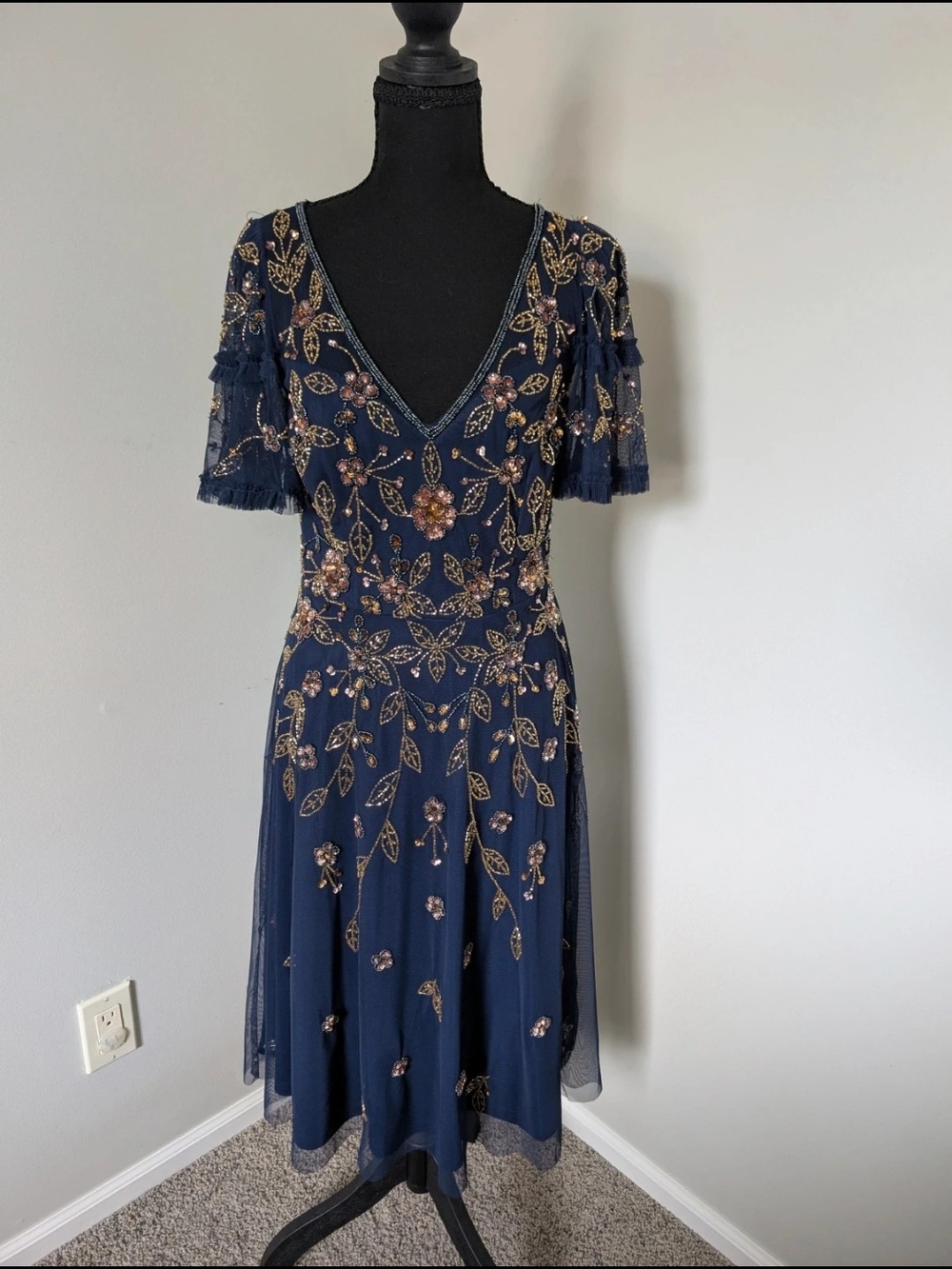 Adrianna Papell Navy Dress with Gold Sequin Floral Embellishment Size 6
